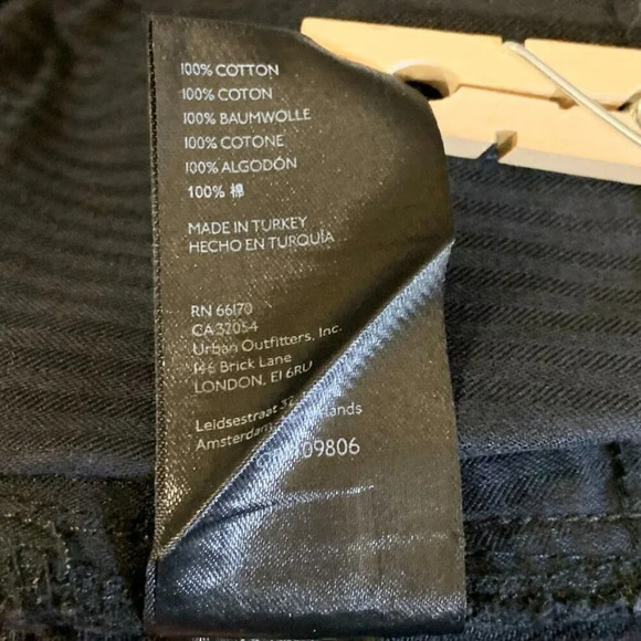 We‎ the Free Women's Maggie Metallic Rose Coated Distressed Hem Jeans SIze 30 - Picture 8 of 13